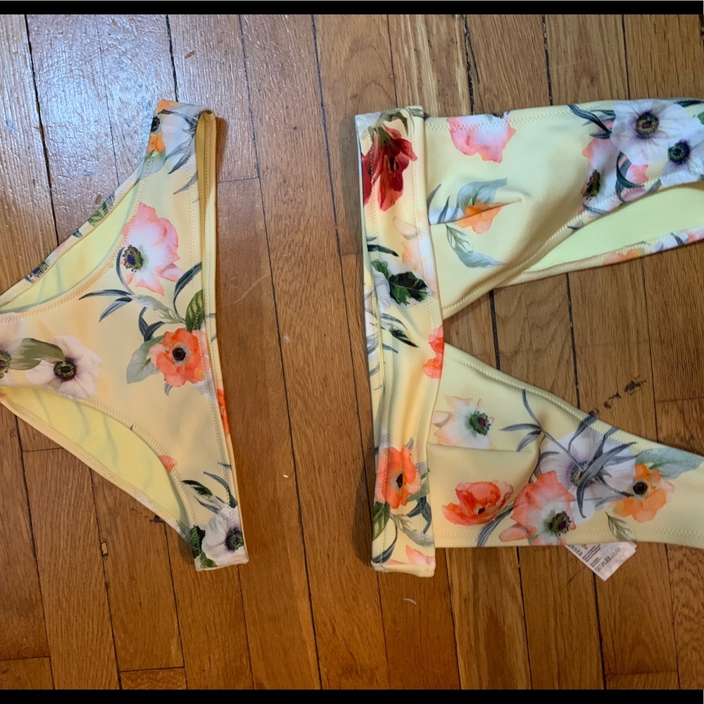 H&M floral bikini